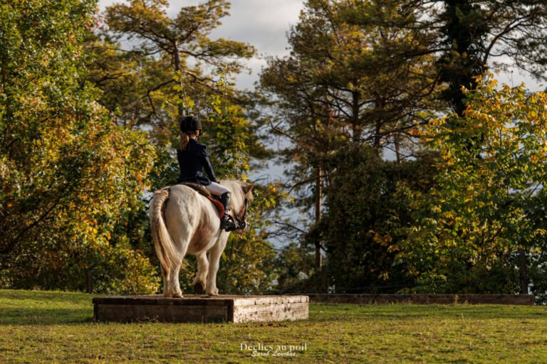 séance photo equine en essonne moutain trail poney et enfant